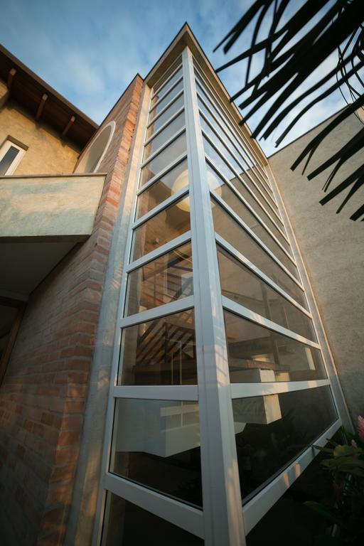 Abayomi Hotel